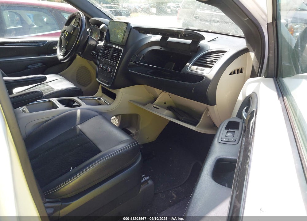 2016 DODGE GRAND CARAVAN SXT VIN: 2C4RDGCG1GR357779