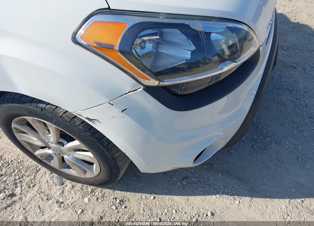 2012 KIA SOUL VIN: KNDJT2A65C7375923