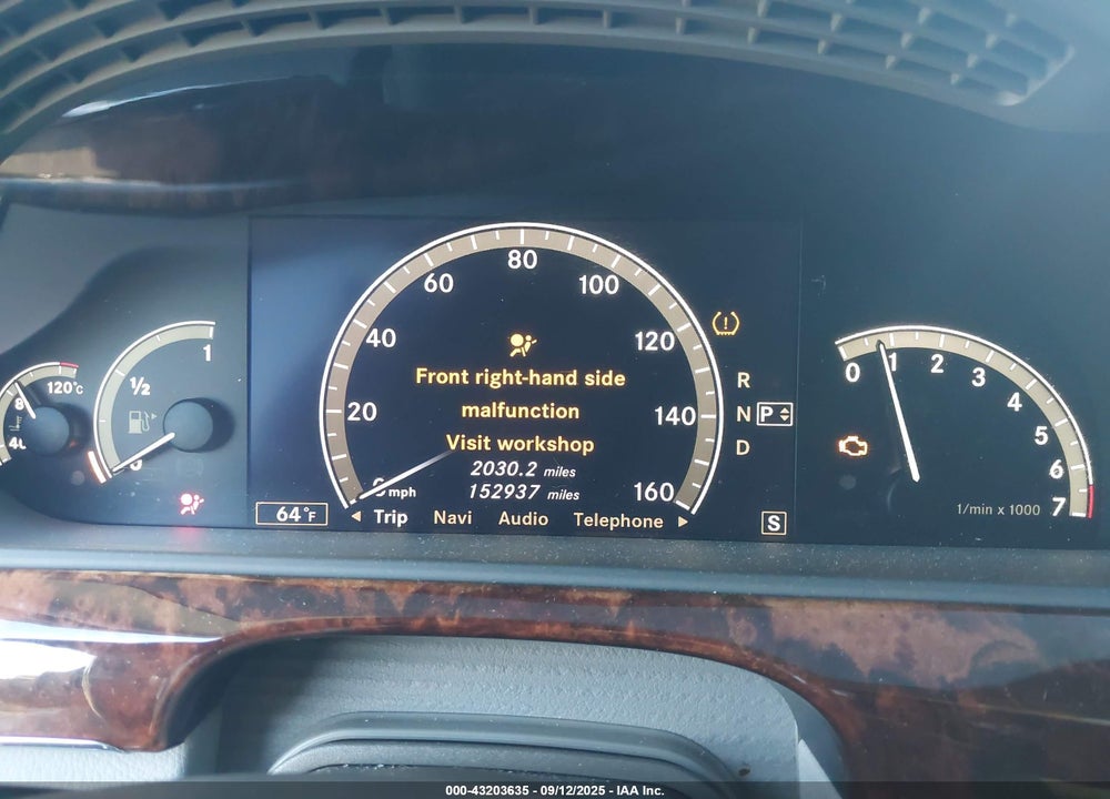 2007 MERCEDES-BENZ S 550 VIN: WDDNG71X27A103324