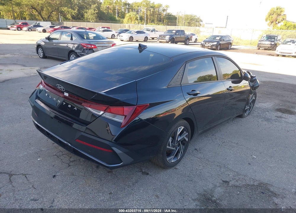 2025 HYUNDAI ELANTRA VIN: KMHLM4DG3SU008911