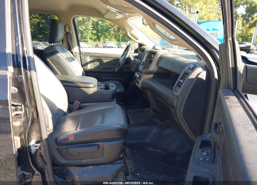 2020 RAM 2500 VIN: 3C6UR5HJ4LG105066