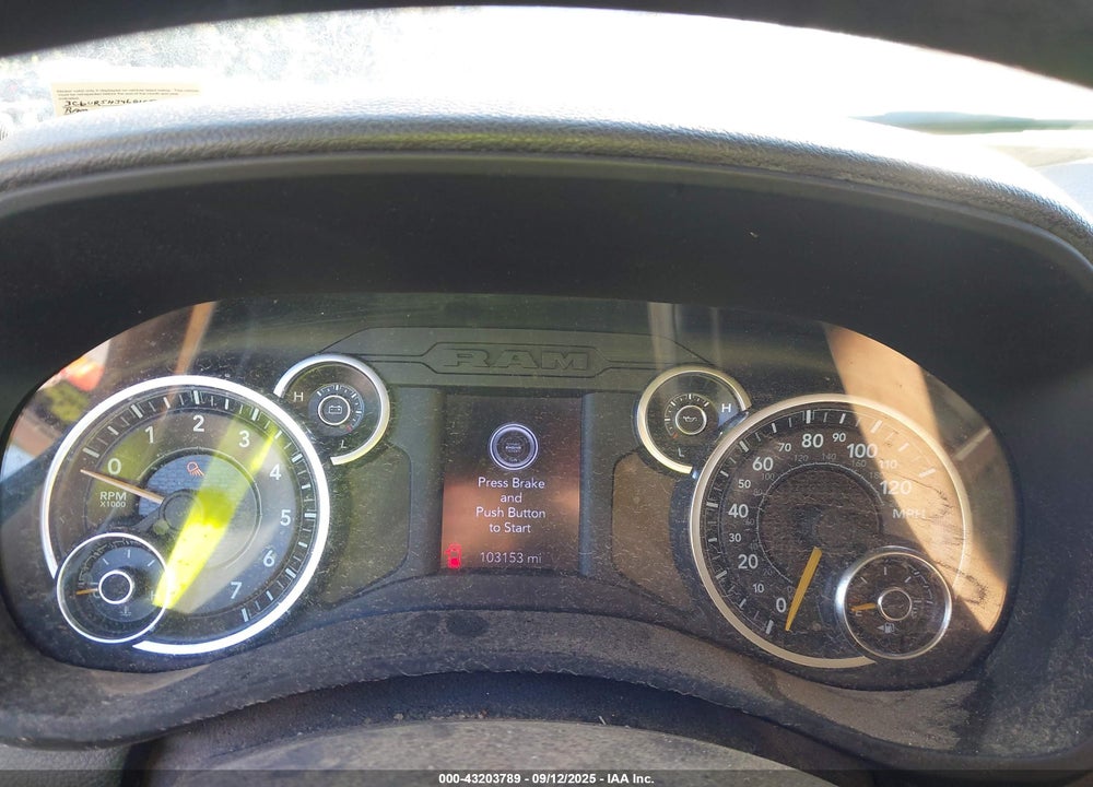 2020 RAM 2500 VIN: 3C6UR5HJ4LG105066
