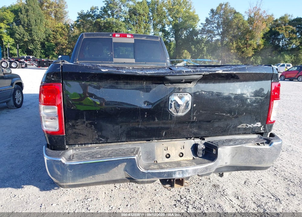 2020 RAM 2500 TRADESMAN 4X4 8' BOX VIN: 3C6UR5HJ2LG142925