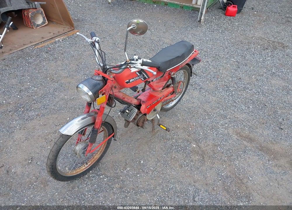 1977 MP 250A VIN: 747880