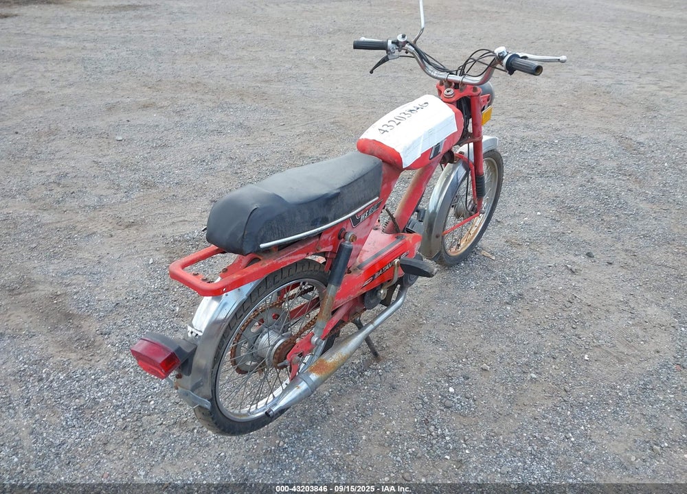 1977 MP 250A VIN: 747880