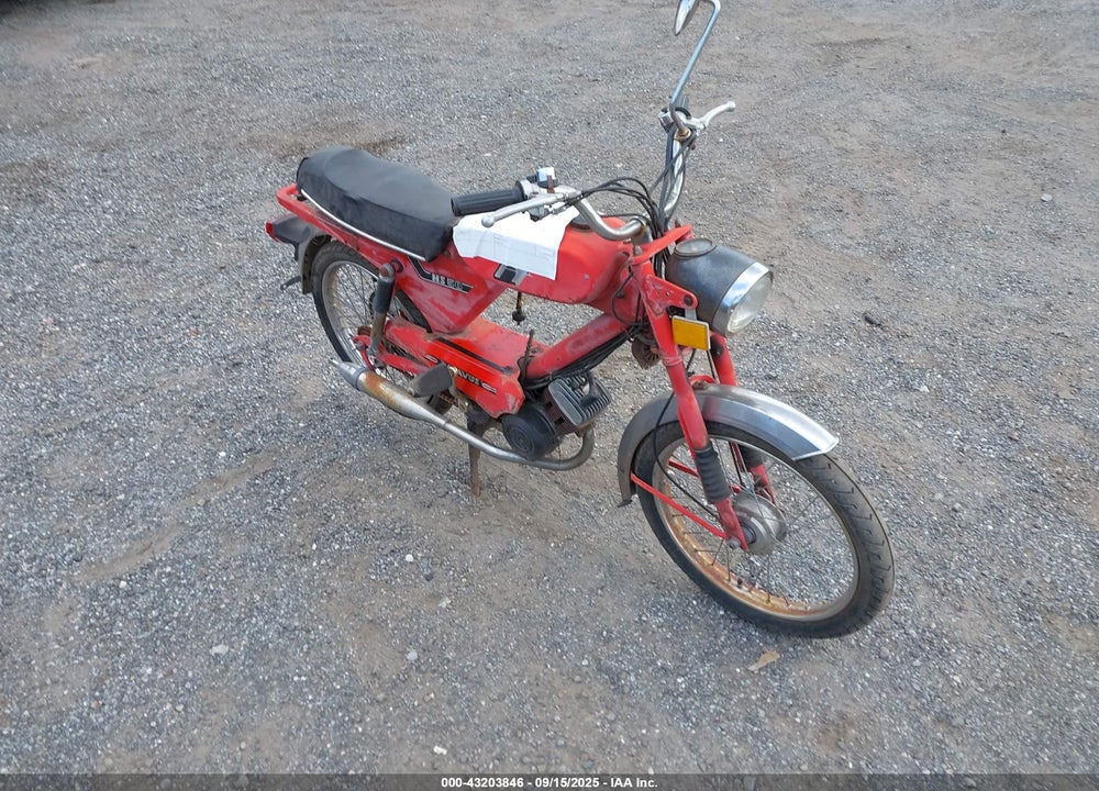 1977 MP 250A VIN: 747880