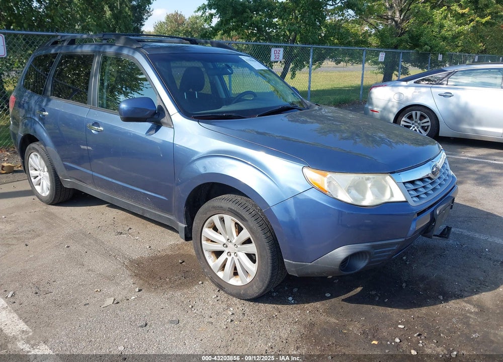 2012 SUBARU FORESTER 2.5X PREMIUM VIN: JF2SHADCXCH416527