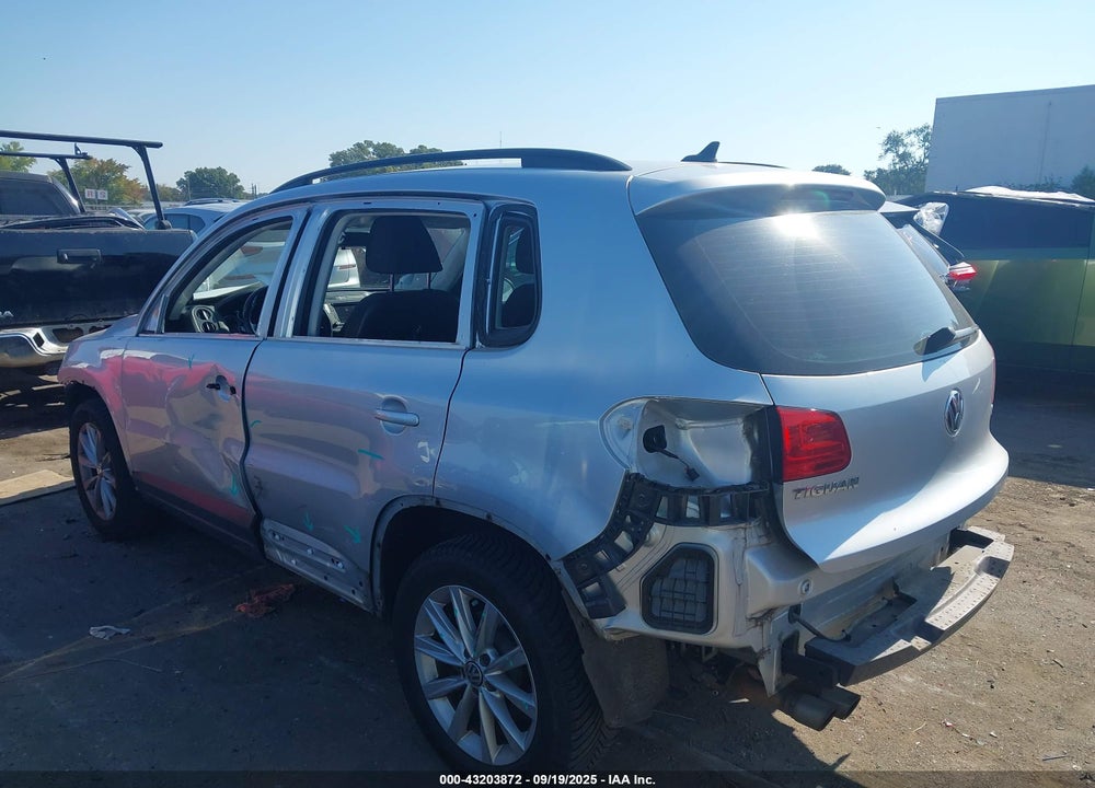 2017 VOLKSWAGEN TIGUAN 2.0T/2.0T S VIN: WVGAV7AX6HK049516