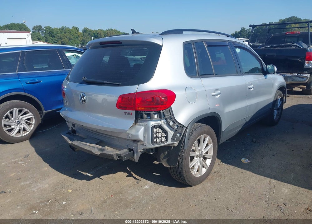 2017 VOLKSWAGEN TIGUAN 2.0T/2.0T S VIN: WVGAV7AX6HK049516