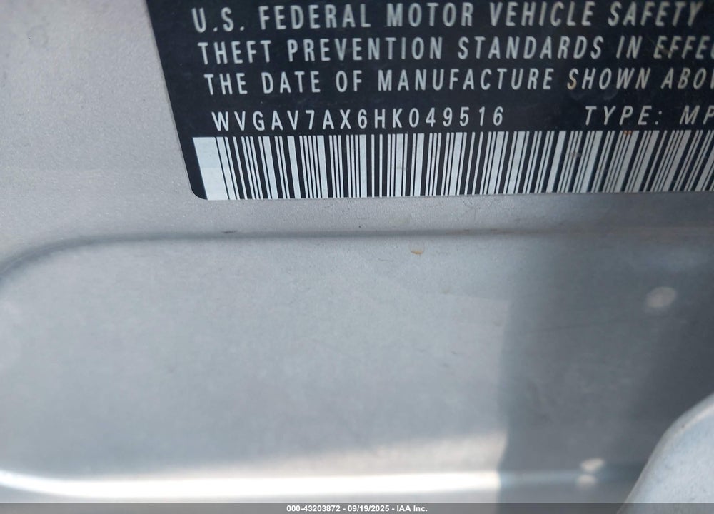 2017 VOLKSWAGEN TIGUAN 2.0T/2.0T S VIN: WVGAV7AX6HK049516
