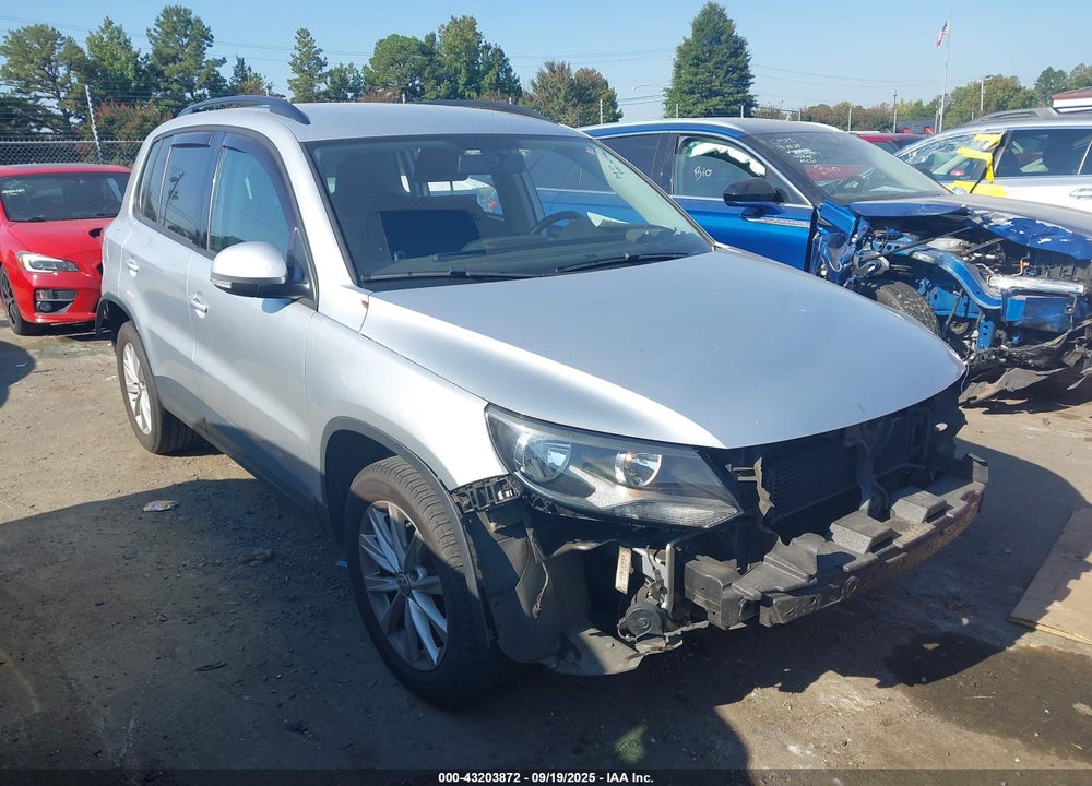 2017 VOLKSWAGEN TIGUAN 2.0T/2.0T S VIN: WVGAV7AX6HK049516