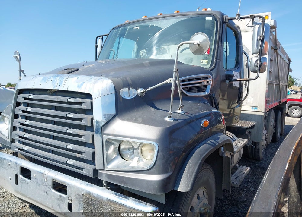 2015 FREIGHTLINER 114SD VIN: 1FVSG3DV8FHGF4785