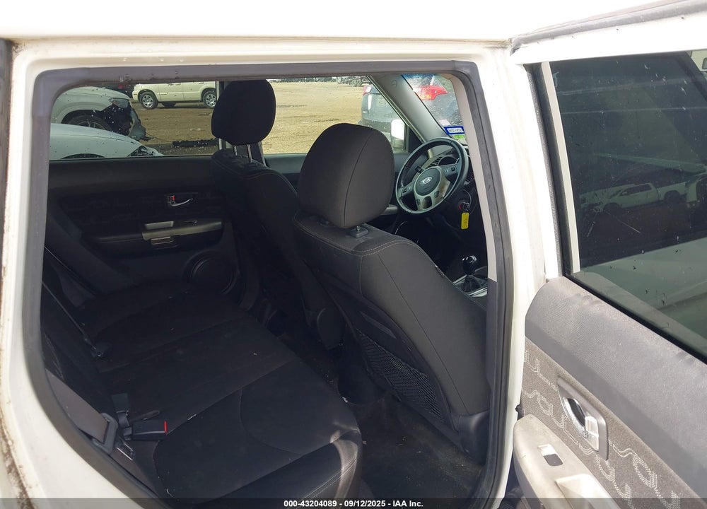 2012 KIA SOUL VIN: KNDJT2A62C7398785