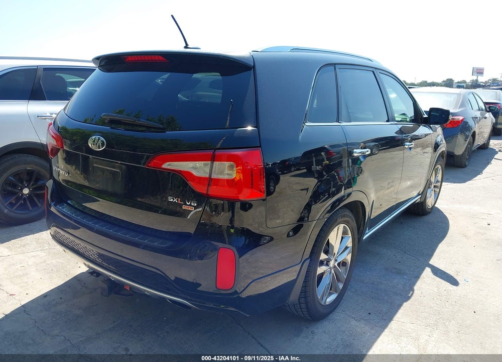 2014 KIA SORENTO VIN: 5XYKW4A70EG499832