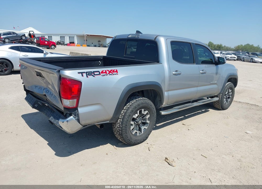 2017 TOYOTA TACOMA VIN: 5TFCZ5AN4HX068105