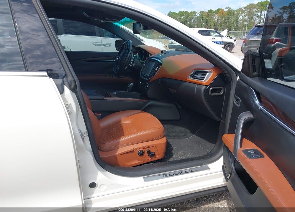 2016 MASERATI GHIBLI VIN: ZAM57RSA0G1169107