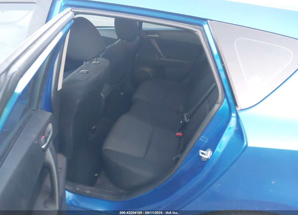 2012 MAZDA 3 VIN: JM1BL1L8XC1609621