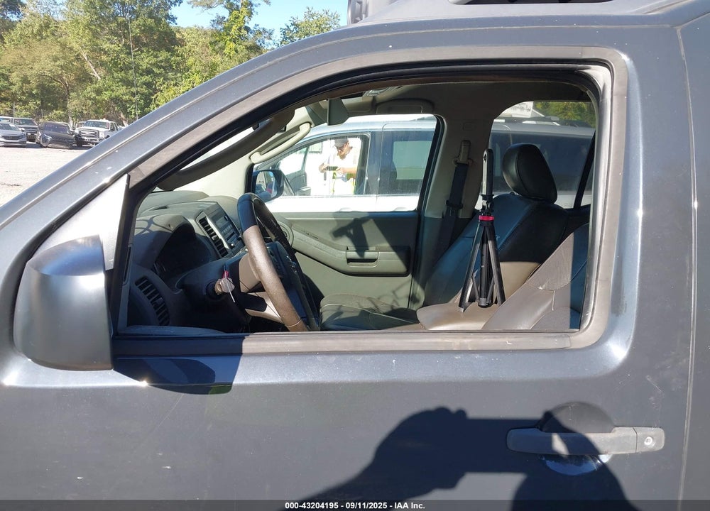 2012 NISSAN XTERRA VIN: 5N1AN0NW2CC504289