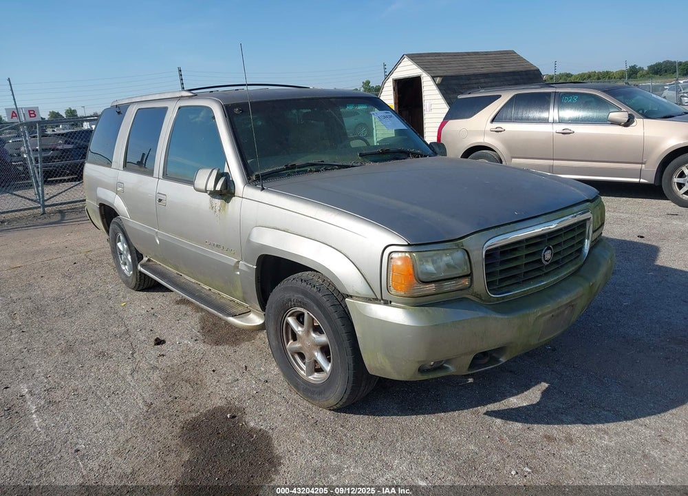2000 CADILLAC ESCALADE STANDARD VIN: 1GYEK63R5YR181496