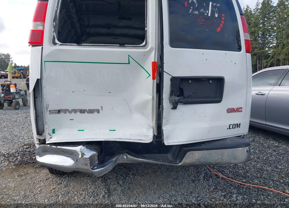 2015 GMC SAVANA 2500 VIN: 1GTW7FCF8F1278219