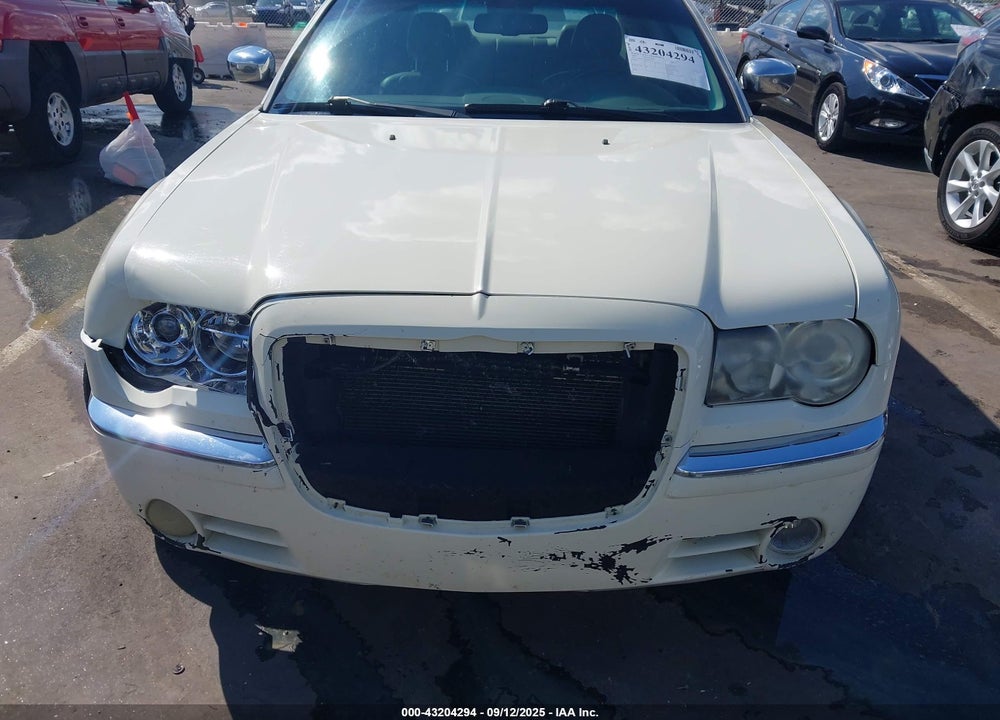 2008 CHRYSLER 300 LIMITED VIN: 2C3KK33G18H145332
