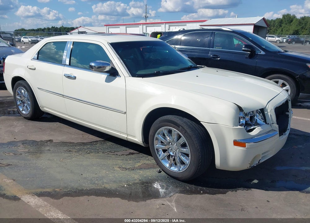 2008 CHRYSLER 300 LIMITED VIN: 2C3KK33G18H145332