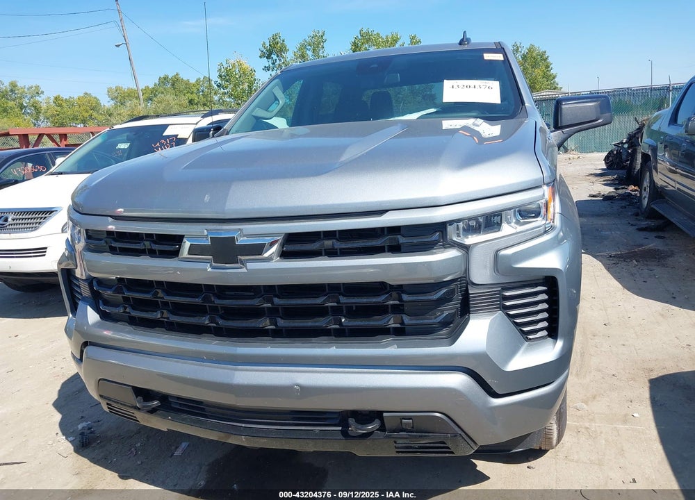 2025 CHEVROLET SILVERADO 1500 4WD SHORT BED RST VIN: 3GCUKEE80SG256953