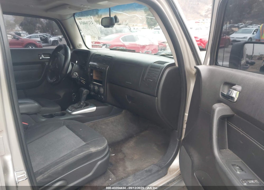 2006 HUMMER H3 VIN: 5GTDN136168101804