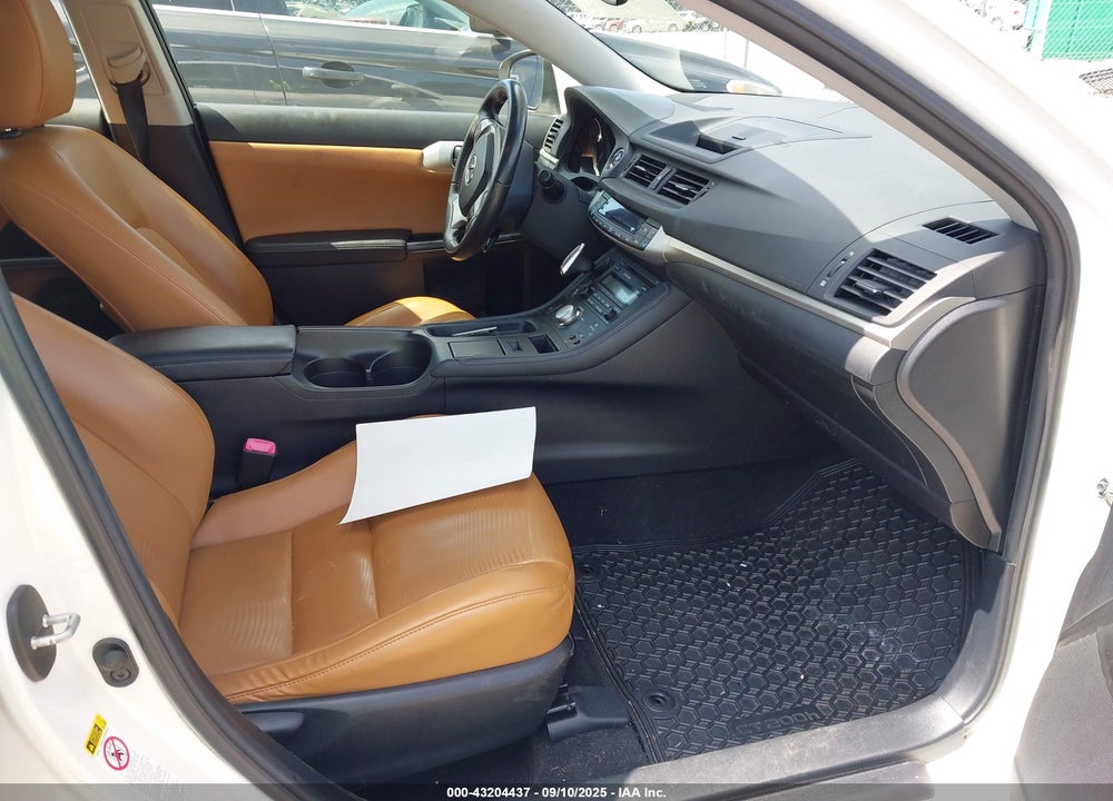 2012 LEXUS CT 200H VIN: JTHKD5BH1C2084270