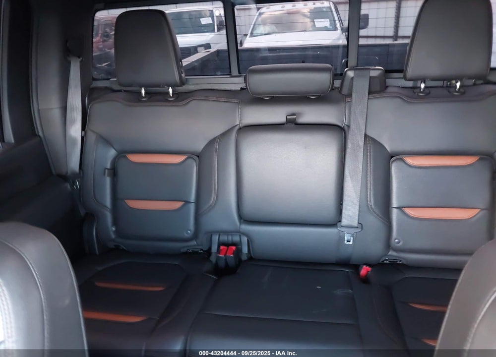 2021 GMC SIERRA 2500HD 4WD STANDARD BED AT4 VIN: 1GT49PEY0MF110726