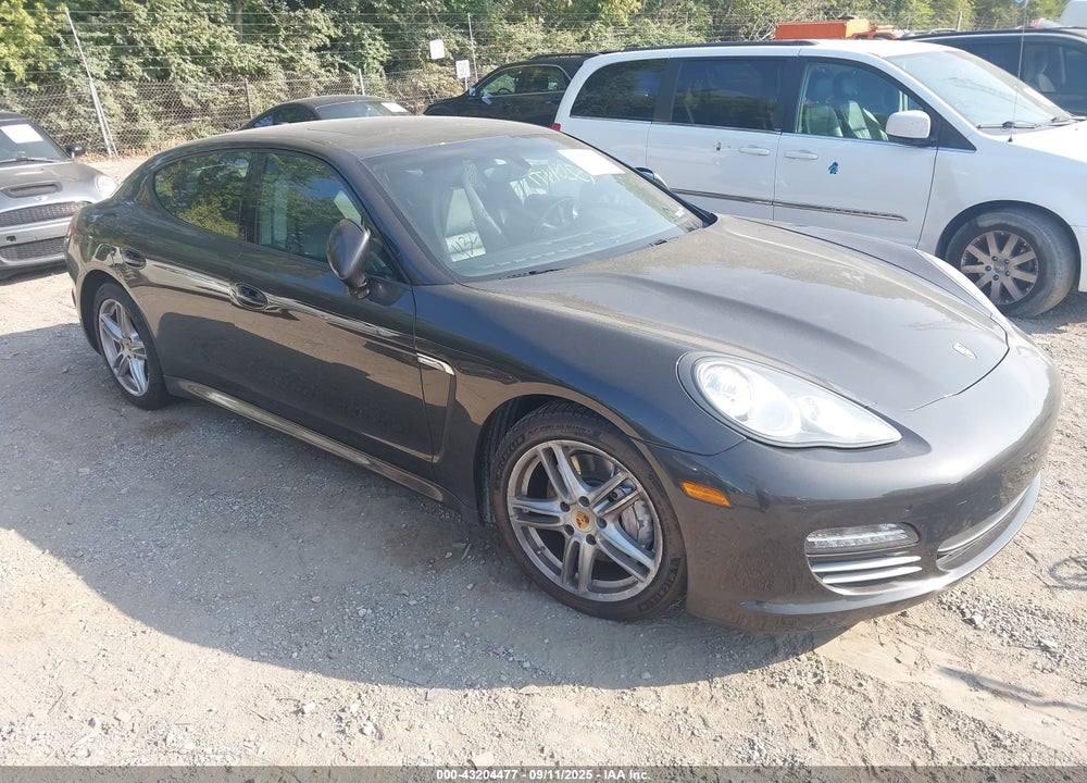 2011 PORSCHE PANAMERA 4 VIN: WP0AA2A72BL011897