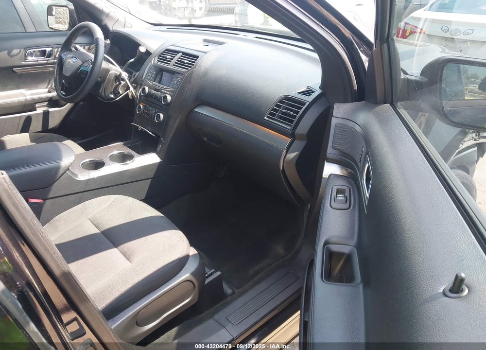2016 FORD POLICE INTERCEPTOR UTILITY VIN: 1FM5K8ARXGGD04820