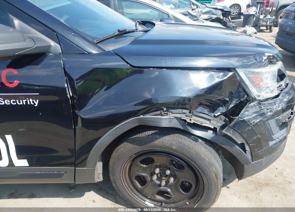 2016 FORD POLICE INTERCEPTOR UTILITY VIN: 1FM5K8ARXGGD04820