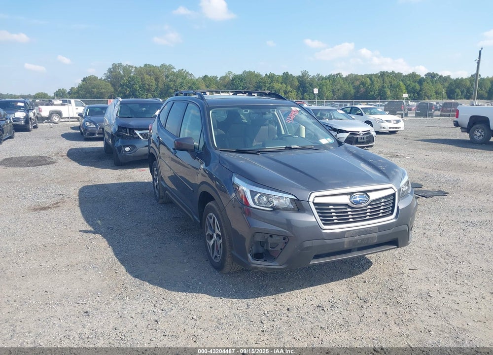 2020 SUBARU FORESTER PREMIUM VIN: JF2SKAJCXLH605510