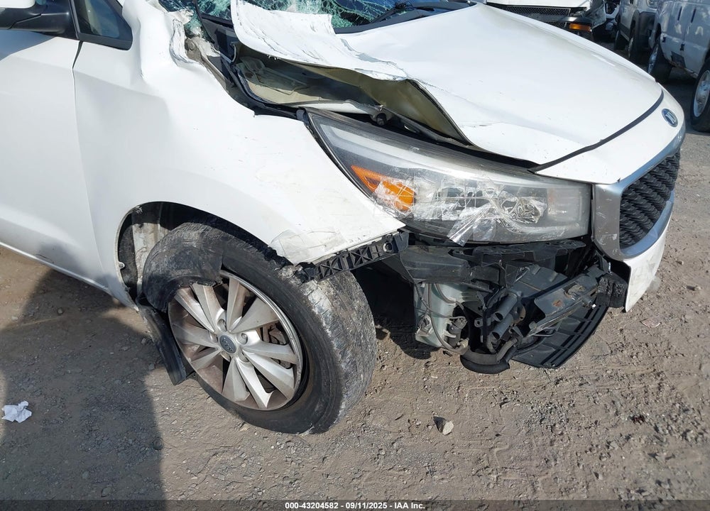 2017 KIA SEDONA L VIN: KNDMA5C15H6279695
