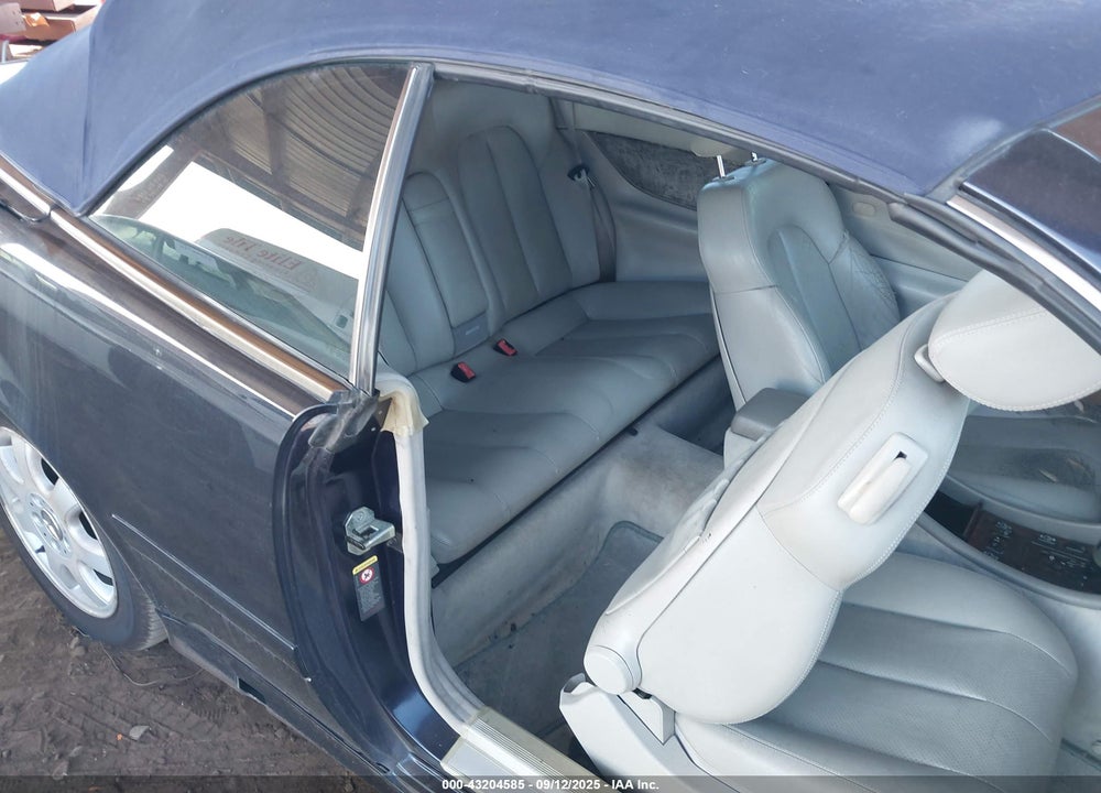 2002 MERCEDES-BENZ CLK 320 VIN: WDBLK65G82T102601