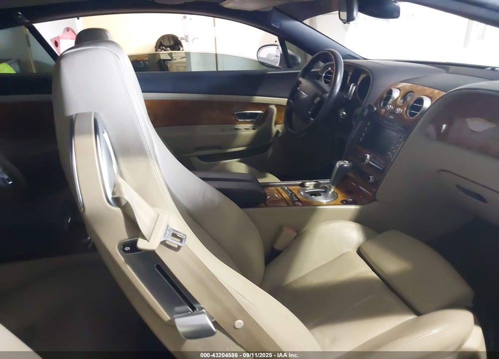 2005 BENTLEY CONTINENTAL GT VIN: SCBCR63W55C025068