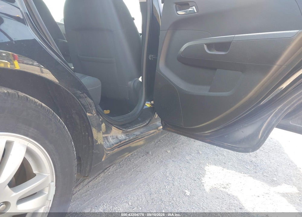 2012 CHEVROLET SONIC VIN: 1G1JC5SH8C4123093