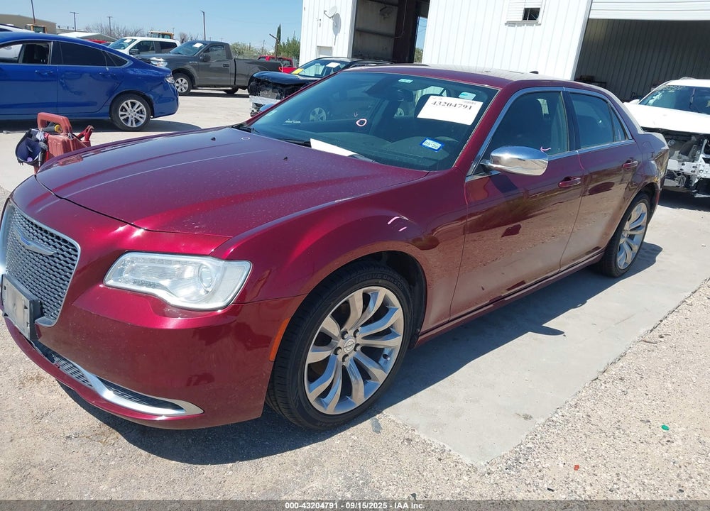 2019 CHRYSLER 300 TOURING VIN: 2C3CCAAG4KH613666