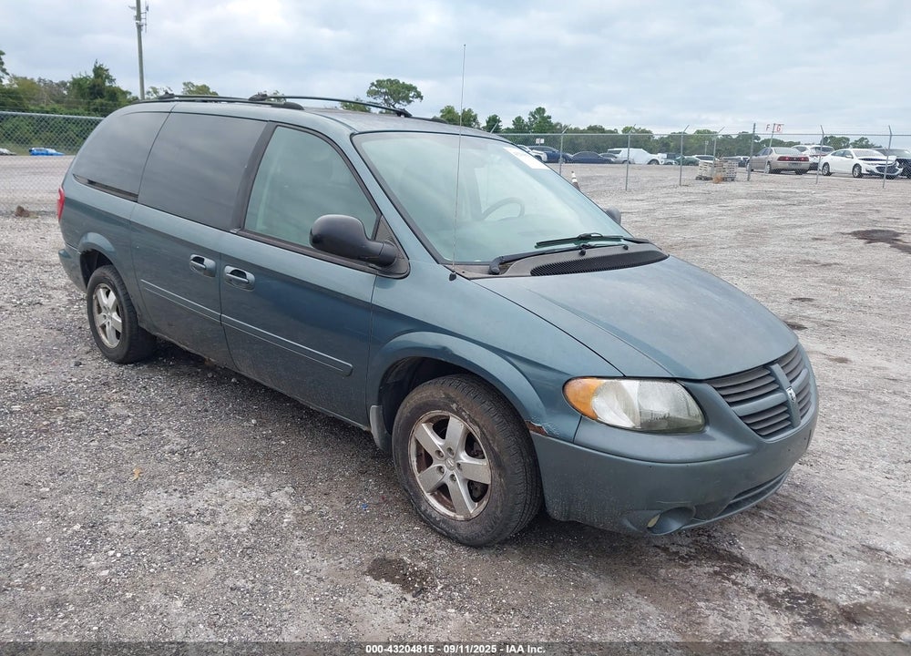 2005 DODGE GRAND CARAVAN SXT VIN: 2D4GP44L45R336854