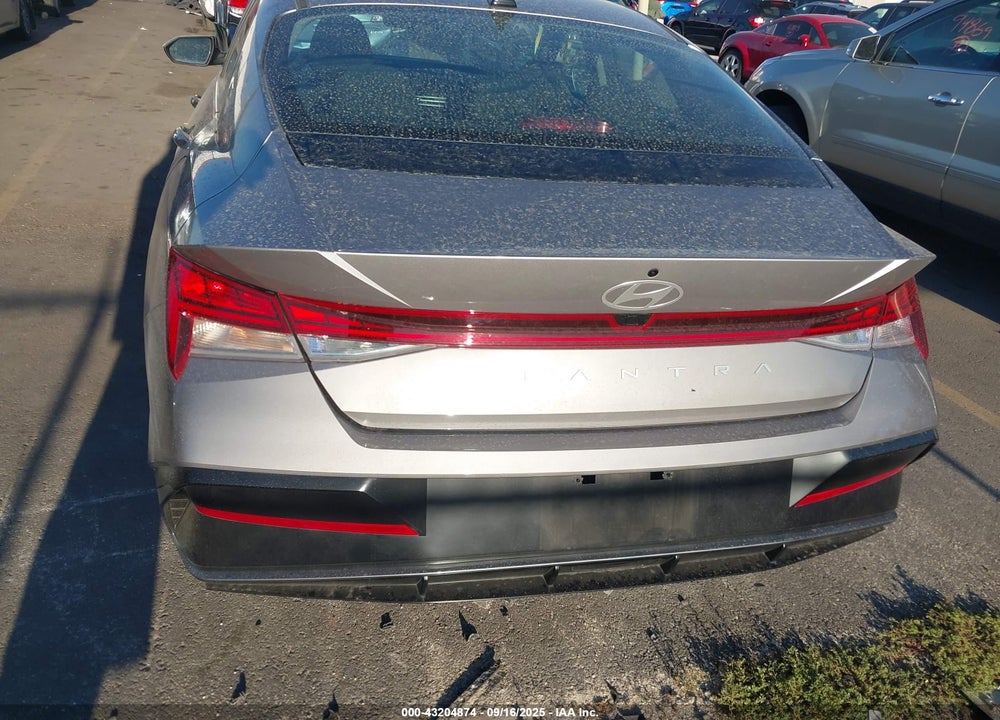 2025 HYUNDAI ELANTRA VIN: KMHLS4DG8SU942472