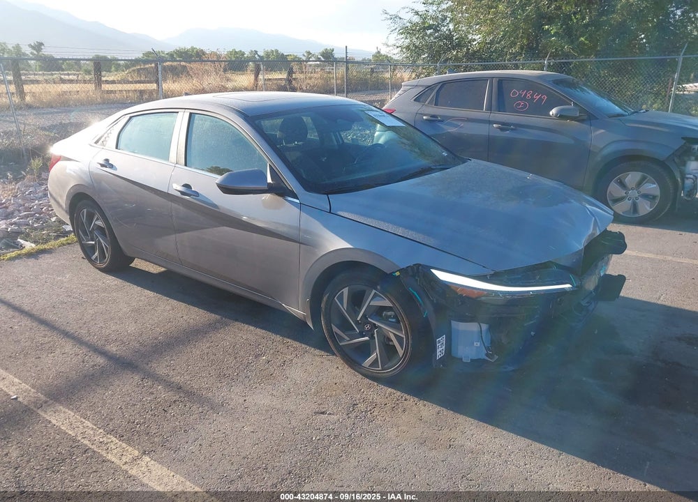 2025 HYUNDAI ELANTRA VIN: KMHLS4DG8SU942472