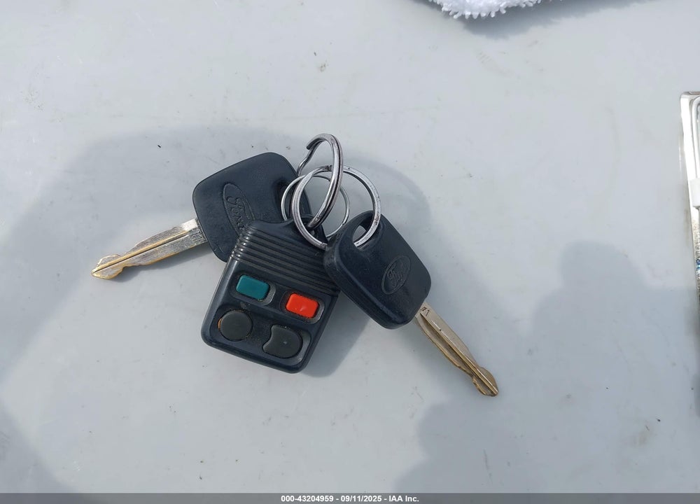 2003 FORD FOCUS SE/ZTW VIN: 1FAHP36363W131569