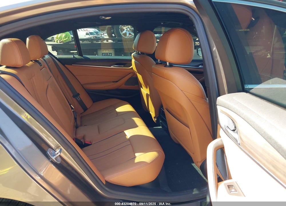 2018 BMW 530I XDRIVE VIN: WBAJA7C54JWA73002