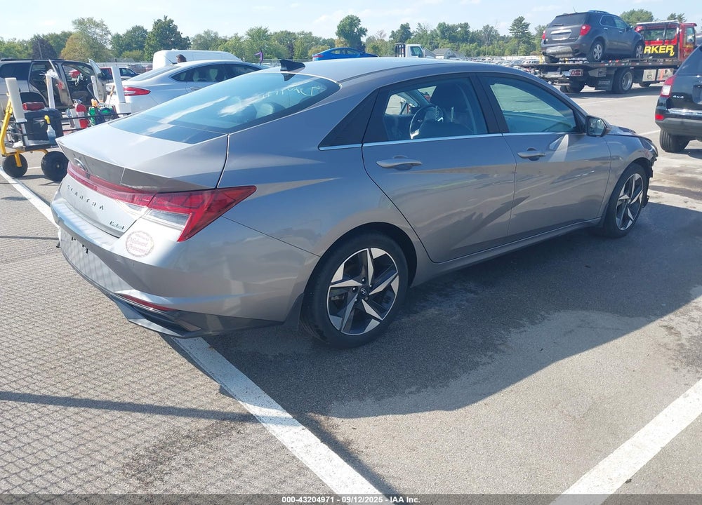 2023 HYUNDAI ELANTRA VIN: KMHLP4AG2PU372949