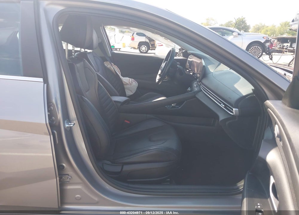 2023 HYUNDAI ELANTRA VIN: KMHLP4AG2PU372949