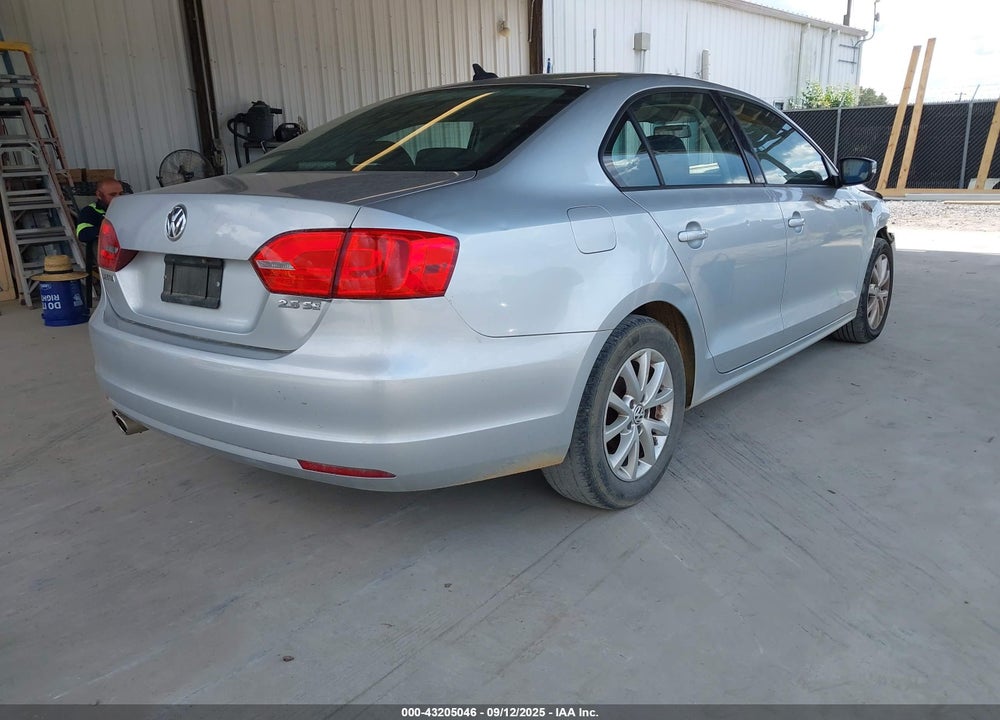 2011 VOLKSWAGEN JETTA VIN: 3VWDZ7AJ7BM397744