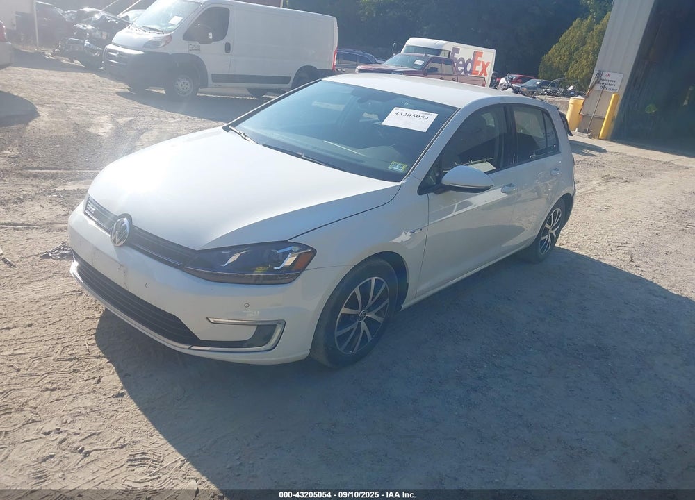 2015 VOLKSWAGEN E-GOLF VIN: WVWPP7AU5FW902914