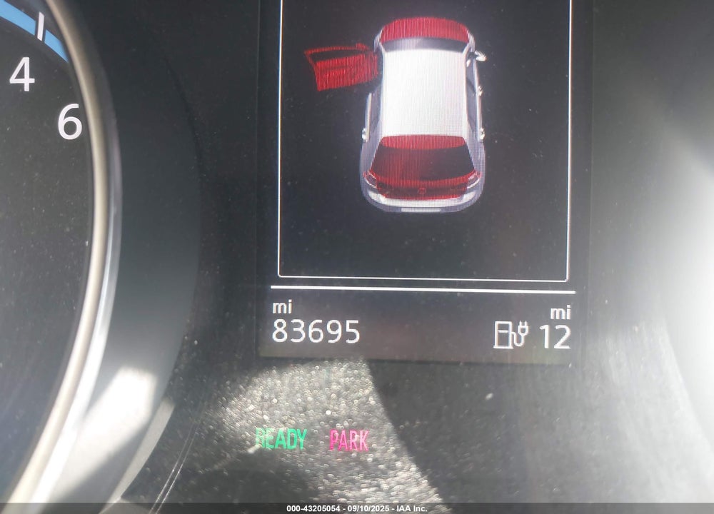 2015 VOLKSWAGEN E-GOLF VIN: WVWPP7AU5FW902914