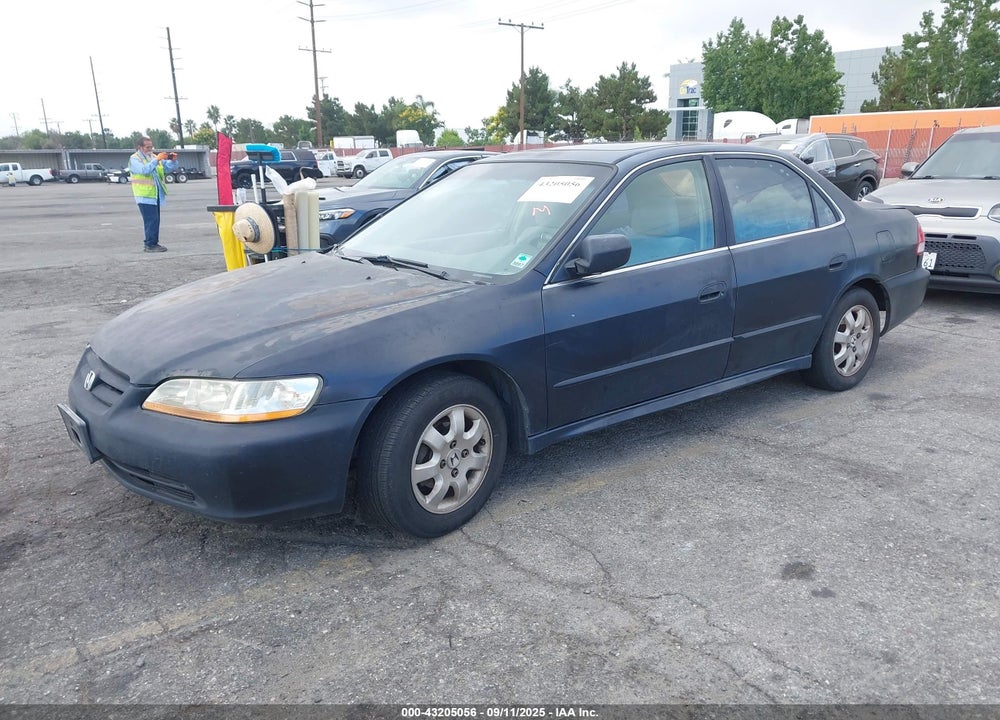 2002 HONDA ACCORD 2.3 EX/2.3 SE VIN: 1HGCG66882A045470